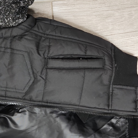 Boy's Light Weight Sweatshirt Jacket - Picture 7 of 7